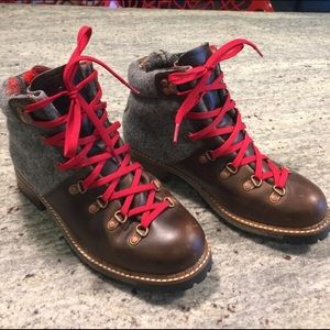 Woolrich Hiking Boots w/Red Laces